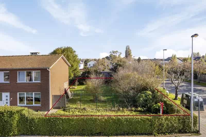 Bouwgrond Oostende Stene 421m² Halfopen Bebouwing