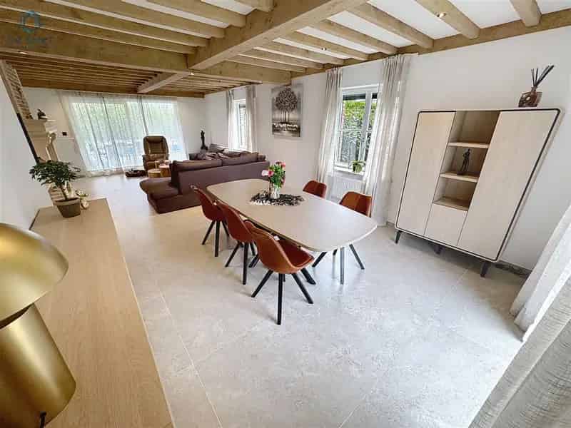Gerenoveerde Villa 4 slaapkamers Zwembad Garage