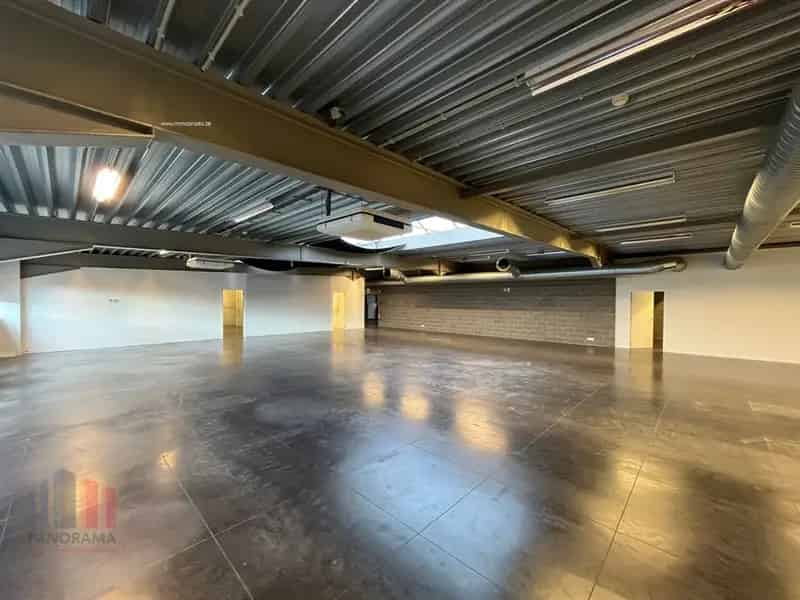 Kantoor te huur Melle 656m² nabij R4 en E17