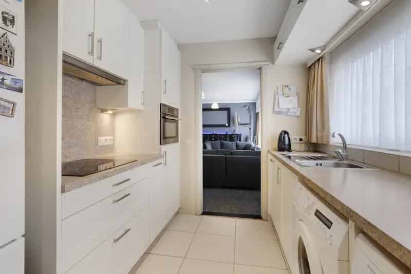 Gelijkvloers Appartement Temse 3 Slaapkamers Garage