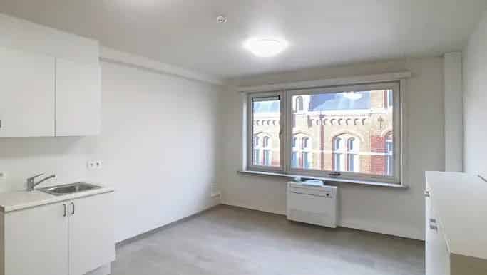 Studio te Huur Ieper - Gerenoveerd Nabij Winkels