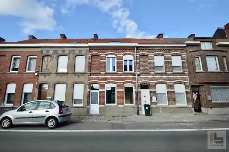 Huis te koop: Instapklare woning met tuin, garage en uitweg