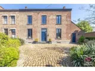 Huis te koop Ransart 4 slaapkamers grote tuin ideale vrij beroep