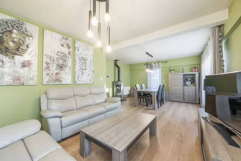 Huis te koop Zwijndrecht 4 slaapkamers grote tuin