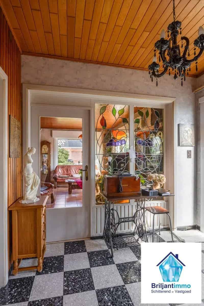 Te renoveren bungalow 9 are groen zicht