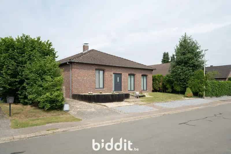 Instapklare gerenoveerde woning rustige buurt