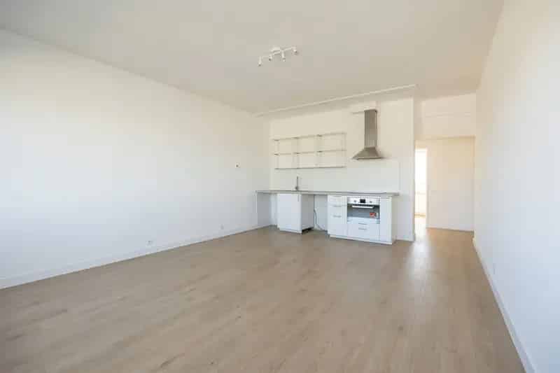 Gerenoveerd Starterappartement Antwerpen Nabij Slachthuissite