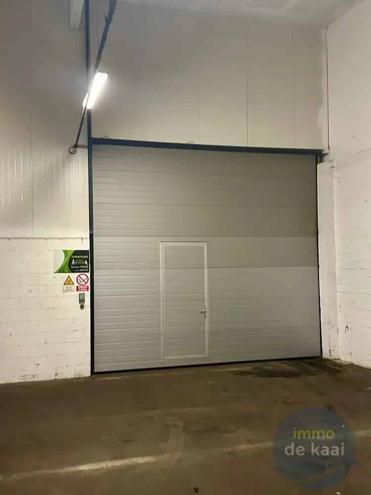 Industrieel Magazijn Logistiek te Huur