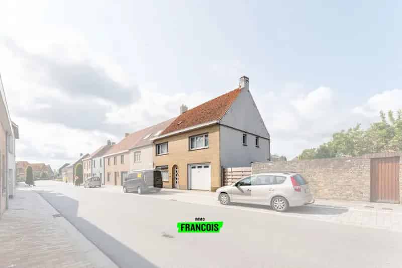 Ruime Te Renoveren Woning Slijpe 4-6 Slaapkamers Zonnige Tuin Garage