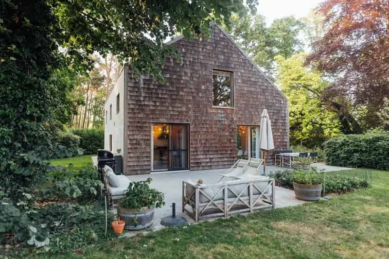 Huis te koop Putte: Gerenoveerde woning met 2 slaapkamers en grote tuin