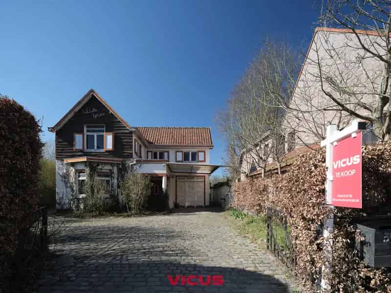 Huis te renoveren of bouwgrond Sint-Martens-Latem