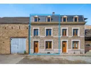 Huis te koop Lincé - Renovatieproject met karakter