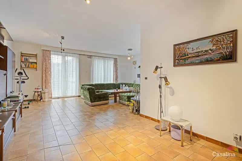 Driegevelwoning Prachtige Tuin