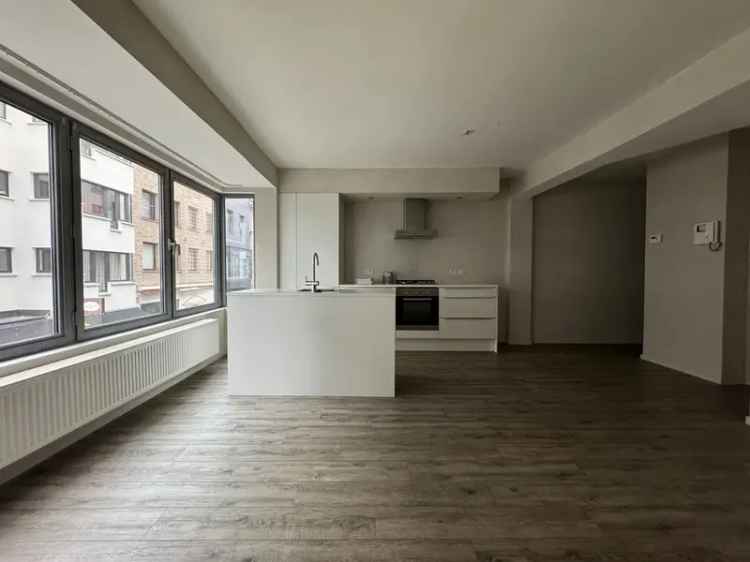 Instapklaar appartement te koop in Oostende met twee slaapkamers