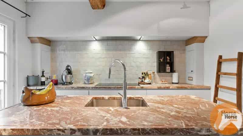 RUMMEN Charmant landhuis 67a met paardenstallen