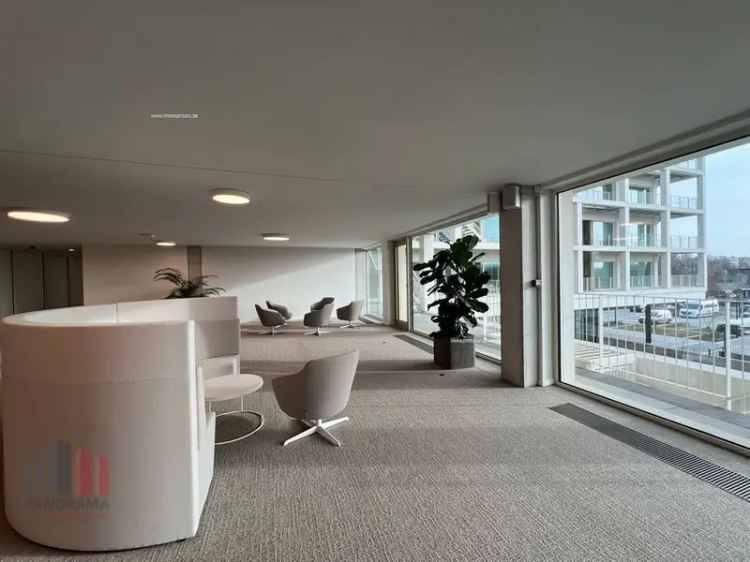 Kantoor te huur Gent 928m² nabij R4