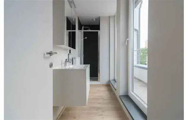 Huur 1 slaapkamer appartement van 50 m² in Liège