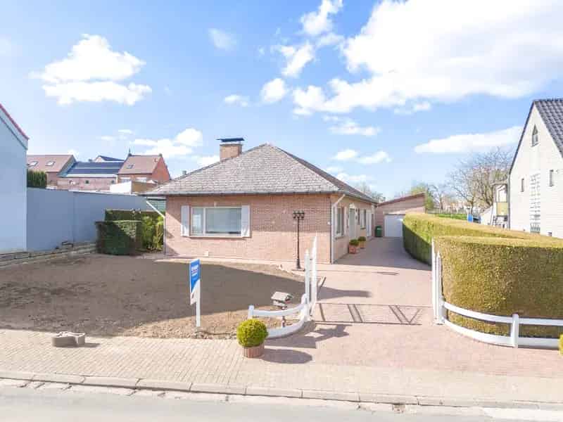 Bungalow te koop Kerksken - Rustig doch centraal gelegen