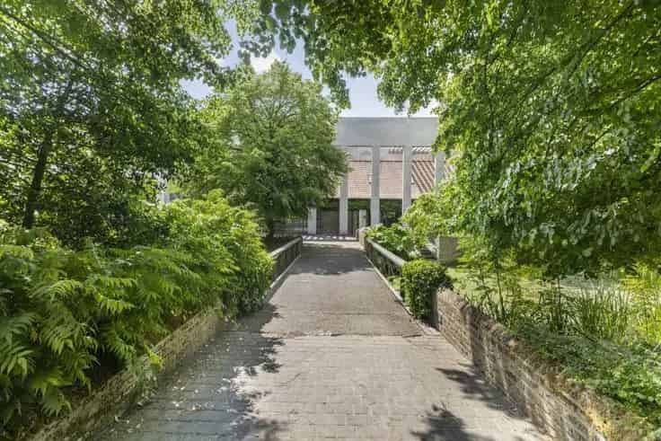 Huis Te Koop Roeselare Unieke Woning Kantoor 1550m2