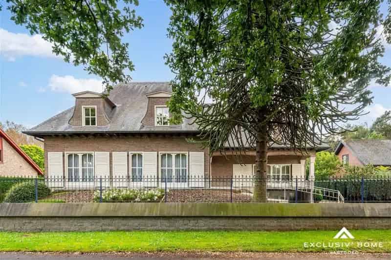 Charmante Villa 5 slaapkamers te koop