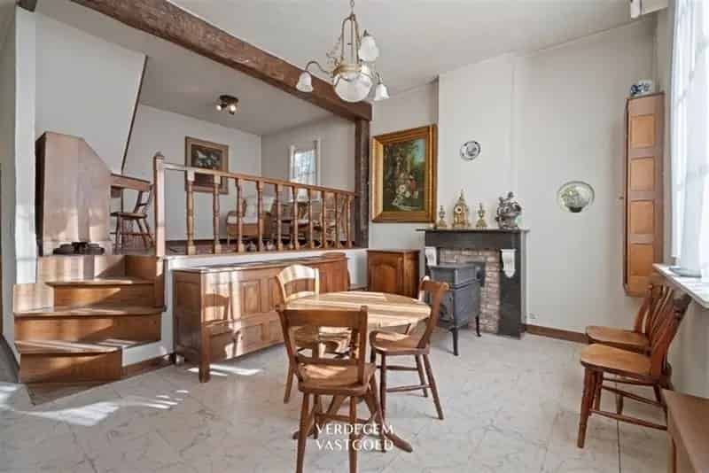 Huis te koop Lokeren - Centraal gelegen woning nabij station