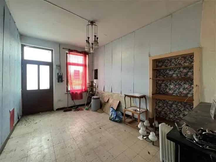 Huis te Koop Binche Nabij Station Te Renoveren