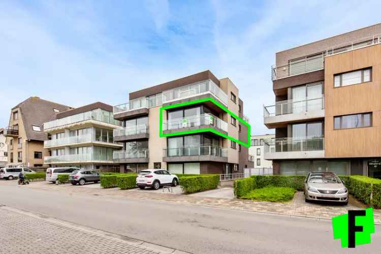 Zeer ruim appartement met 2 terrassen en zicht op de duinen te Bredene!