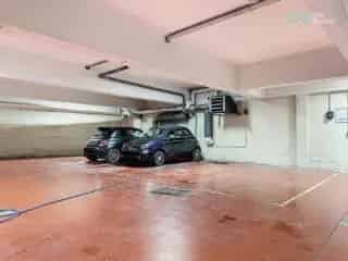 Parking te huur Sint-Gillis - Laadpaal - Beveiligd
