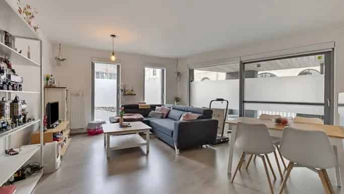 Appartement te koop Ledeberg  Lichtrijk gelijkvloers appartement Bellevuekaai