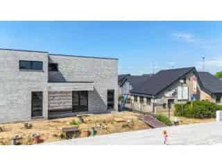 Moderne Casco Woning 3 Slaapkamers Boekt