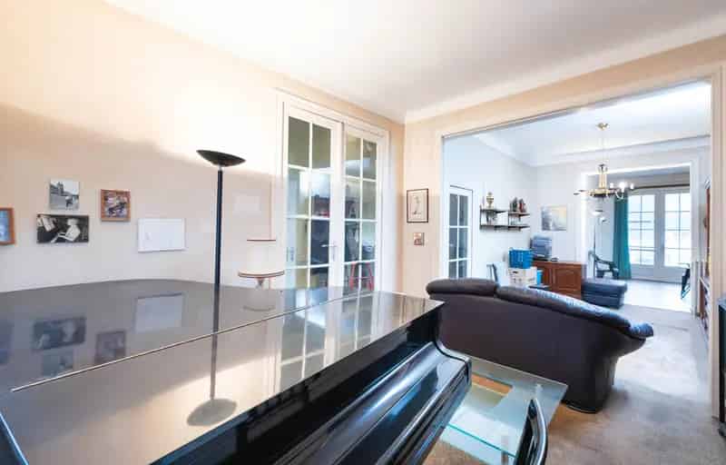 Huis te huur 3 slaapkamers grote tuin Schaerbeek