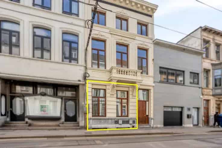 Studio Te Koop Antwerpen - Toplocatie - Mezzanine - Renovatieplicht