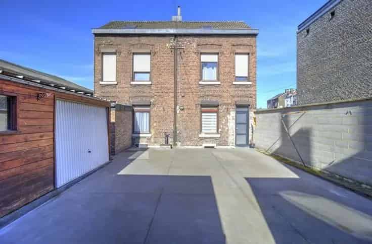 Huis Te Koop 2 Slaapkamers Te Moderniseren