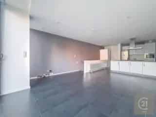 Gelijkvloers Appartement te Koop Laken 98m²
