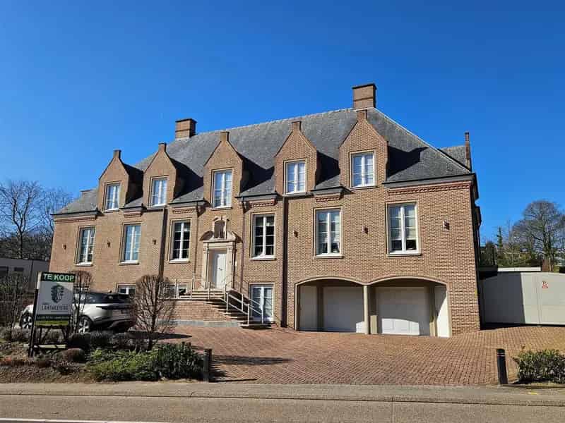 Luxe Appartement te huur Genk 280m2