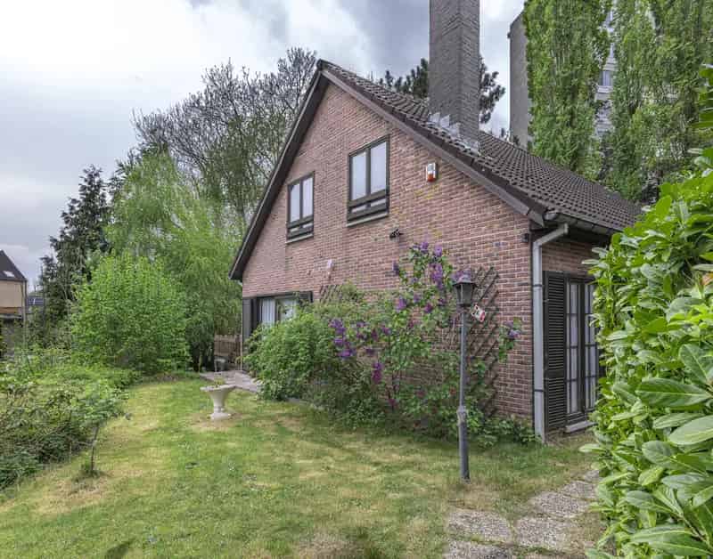 Huis te huur Sint-Agatha-Berchem - Charmante villa met tuin en 2 parkeerplaatsen