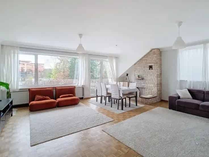 Appartement 3 slaapkamers te koop nabij E411