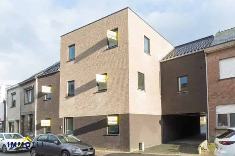 Te huur: Garagebox nr. 7 – Hullekenstraat 44