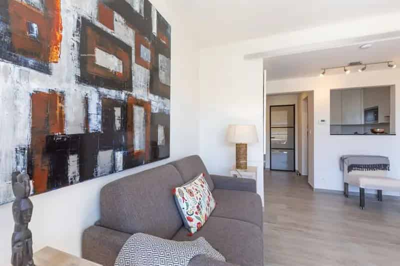 Studio te koop Oostende: Zeericht en modern