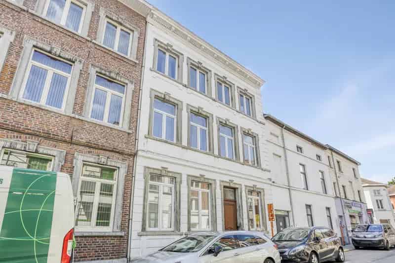 Herenhuis te koop: Twee appartementen mogelijk
