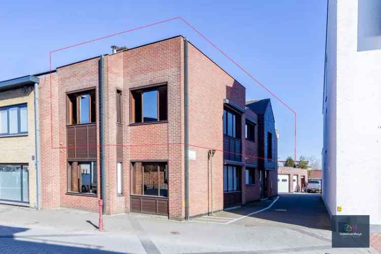 Ruim Appartement 2 Slaapkamers Garage Centrum Nevele