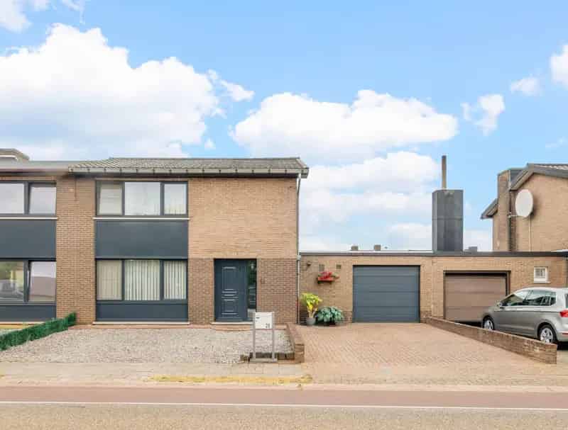 Huis te koop Heusden-Zolder: 3 slaapkamers, instapklaar