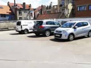 Parking te Huur Brussel Laken Nabij Openbaar Vervoer