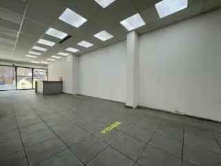 Handelspand te Huur Wavre 230m2