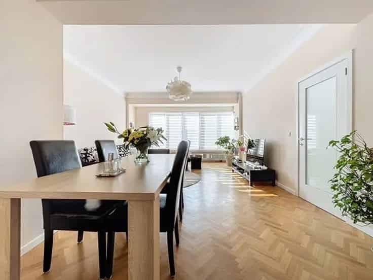 Appartement te Koop Pagoden 2 Slaapkamers Garage