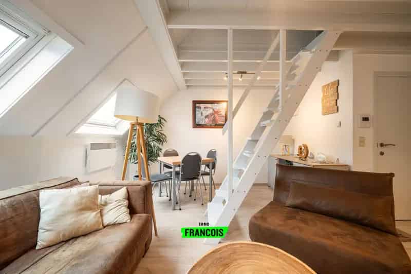 Instapklaar duplex Appartement in Westende met 2 slaapkamers en een groot zonnig terras Te Koop!