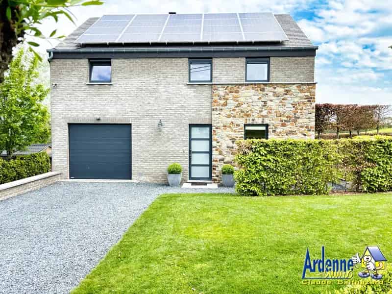 Luxe Huis Bonnerue: Prachtig Uitzicht & Grote Tuin