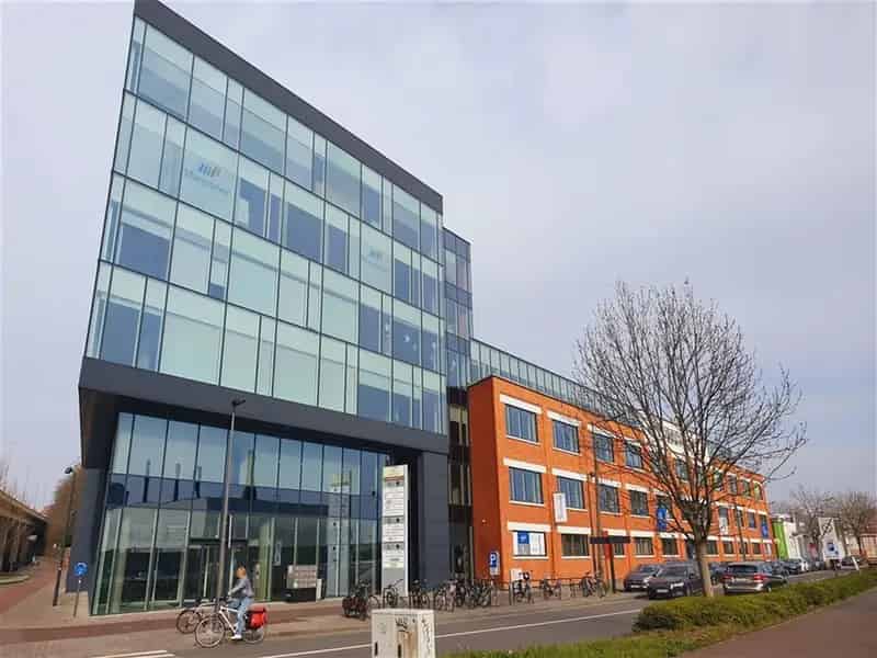 Kantoorgebouw te Huur Volledig Aanbod