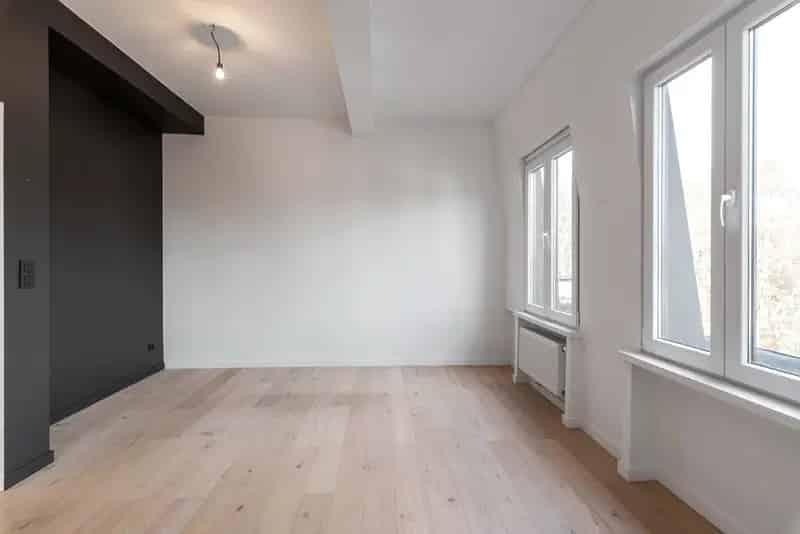 Gerenoveerd 2 Slaapkamer Appartement Berchem Boelaerpark