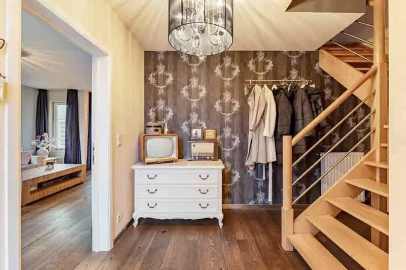 Ruime gezinswoning Lommel: 3 slaapkamers, zwembad, tuin en garage